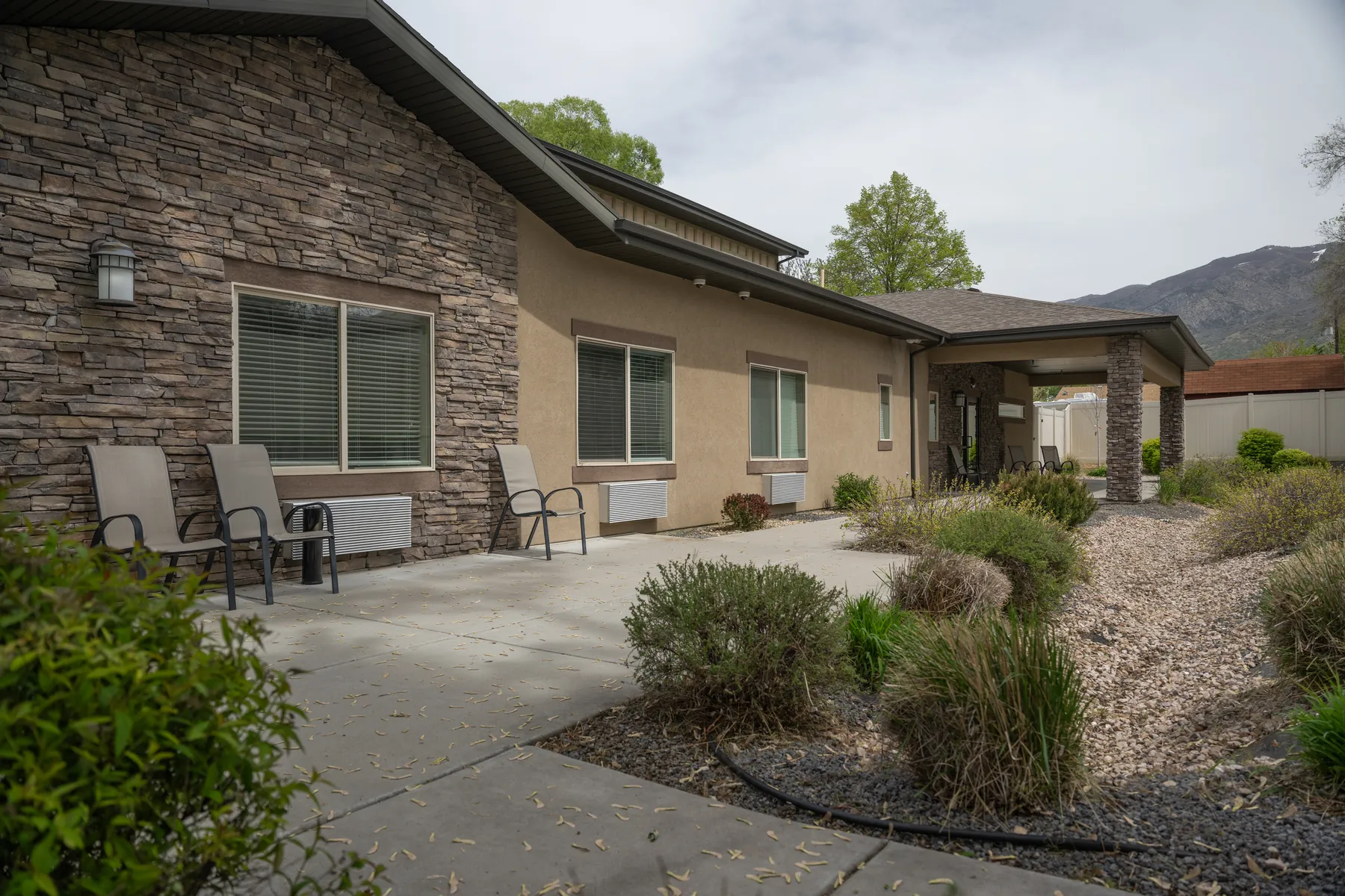 Courtyard at Pheasant View Assisted Living